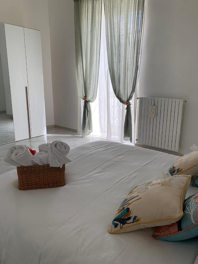 Camera - Torre Dell'Orologio Canosa di Puglia Eksteriør billede